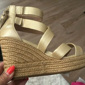 Brand new wot, never worn, matte gold Ugg sandals